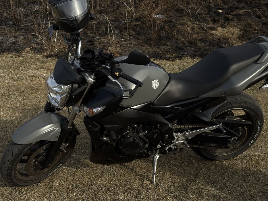 Suzuki GSR600 – întreținută foarte bine, kit lanț nou, motor impecabil