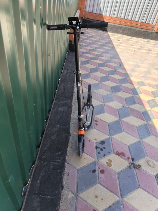 Продам самокат Urban scooter