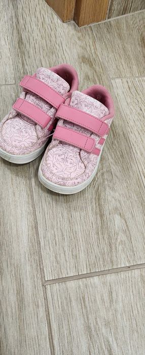 Детски обувки за момиче 24 и  25 номер /15 лв.