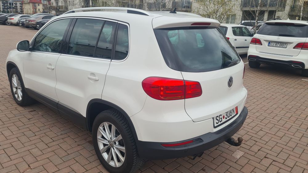 Volkswagen Tiguan 2.0 TDI 140 cp model Exclusive  STARE IMPECABILA