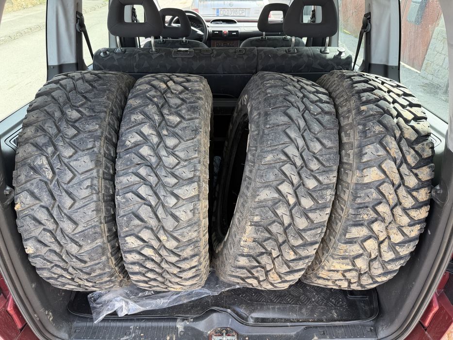 Maxis BigHorn 265x70R17