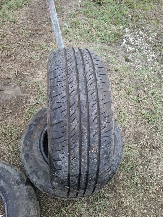 Шины б/у 215/ 70 /15
