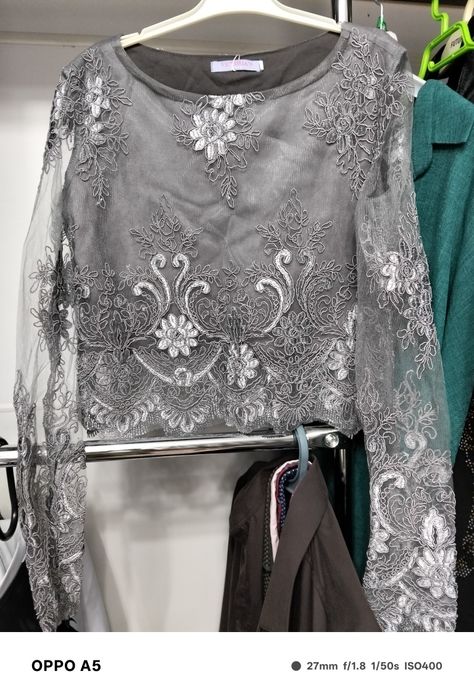 Продам женские вещи