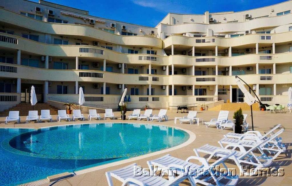 Продава се Двустаен апартамент в Бяла - 96 кв.м за 740 €/кв.м - Снимка #18