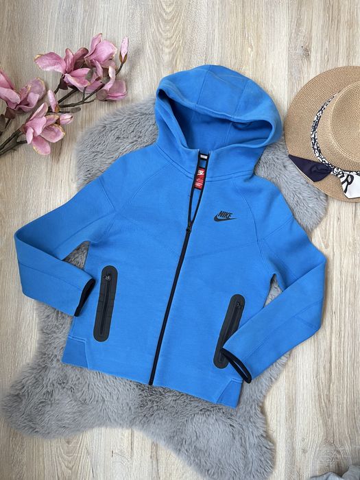 Nike tech два броя детско връхно номерация  137/147 размерМ