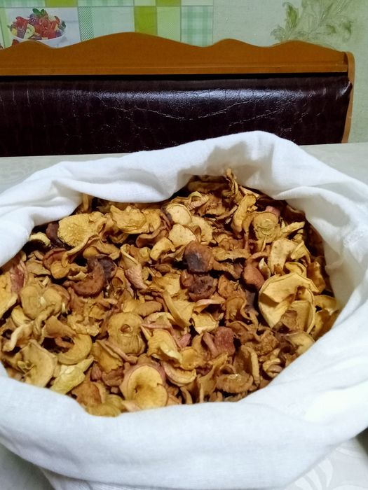 Продам сухофрукты с домашних яблок.