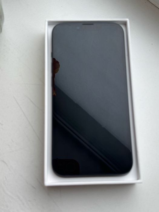 iPhone 13  (128G)
