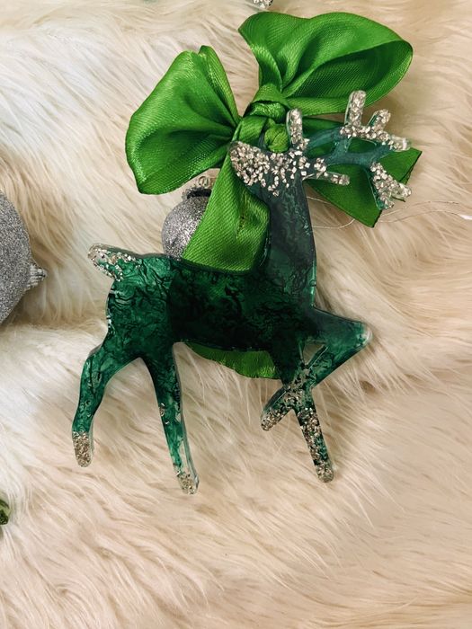 Ръчно изработени коледни играчки