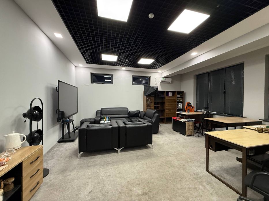 Продаётся. Нежилое