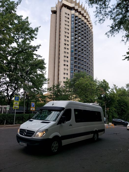 Мерседес спринтер 20 мест.Кондиционер есть.