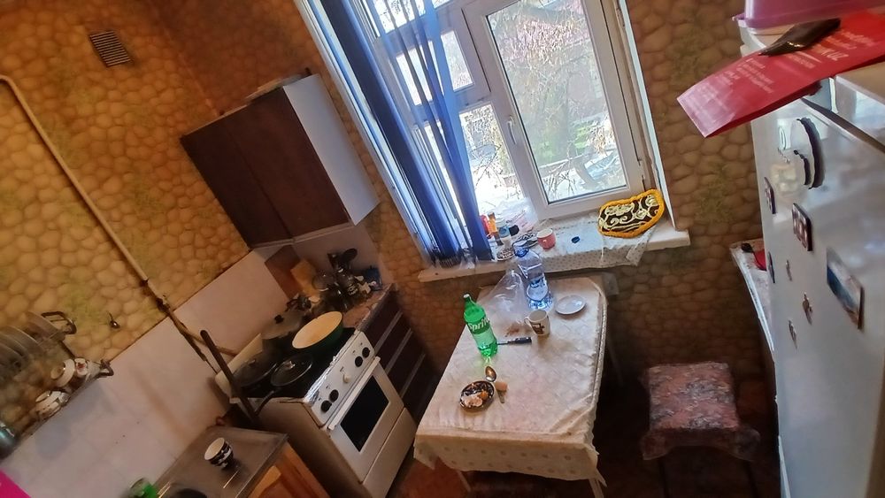 Qizlarga kvartera sirochni yakkasaroyda xamma sharoit devan shkaf bor
