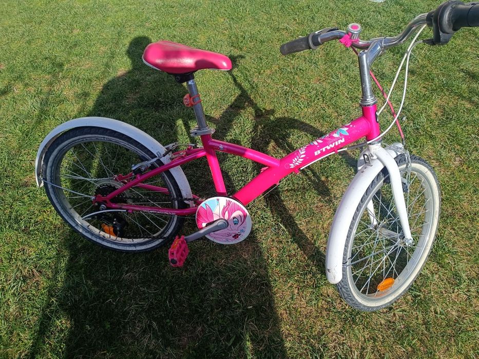 Vând bicicleta BTWIN 20"