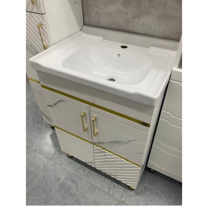 Продам раковину с тумбой