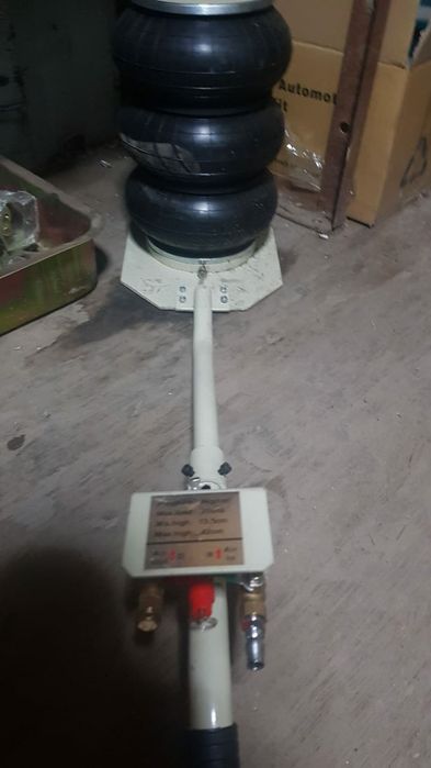 Домкрат  воздушный