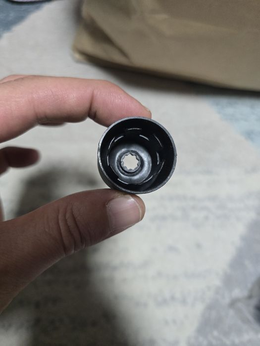 Vand set capace sub cheie de 17