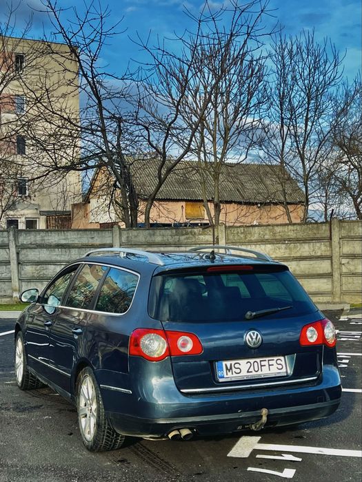 Vand Volkswagen Passat B6 Break Highline 2.0TDI din 2007 foarte DOTAT!
