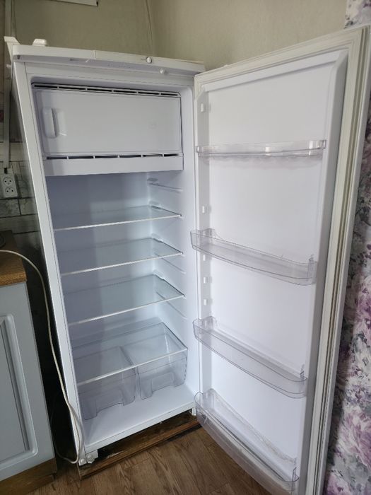 Продам холодильник Бирюса