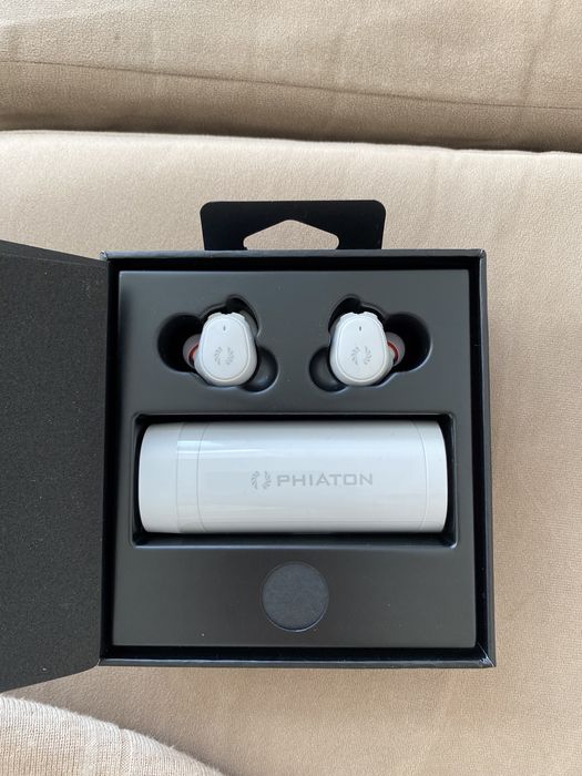 Продам безпроводные наушники Phiaton Bolt