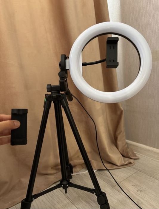 Штатив напольный