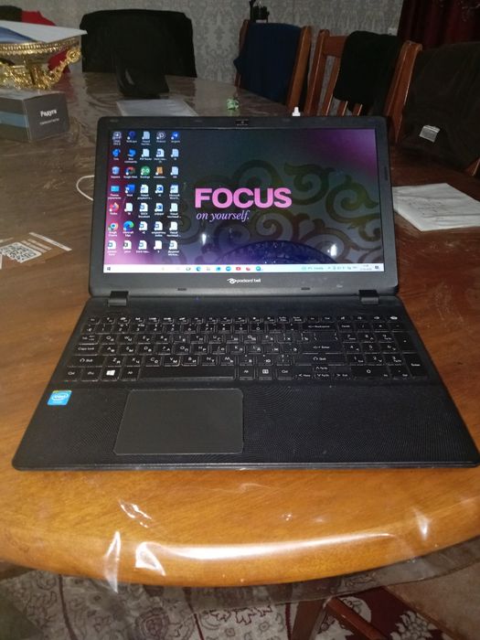 Продам ноутбук рабочий состояние