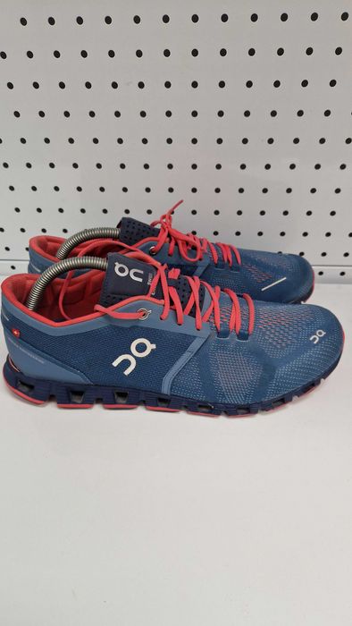 Оригинални мъжки маратонки- On