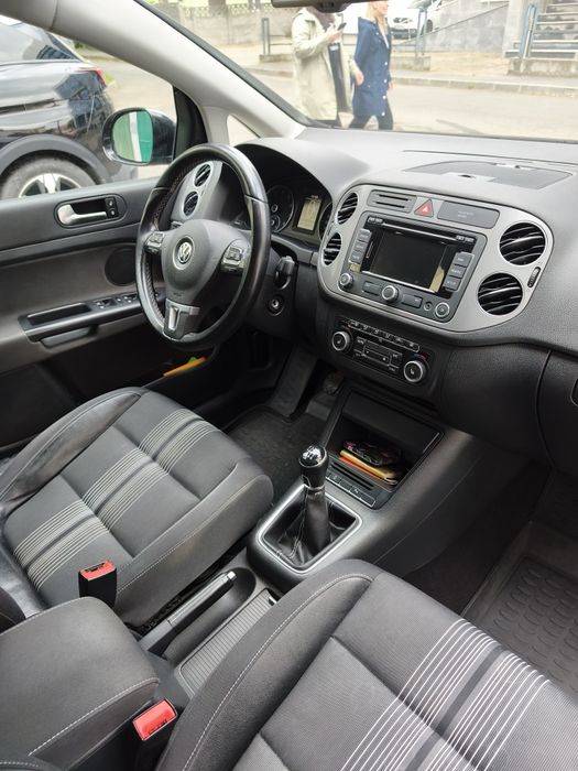 Vând Volkswagen golf plus
