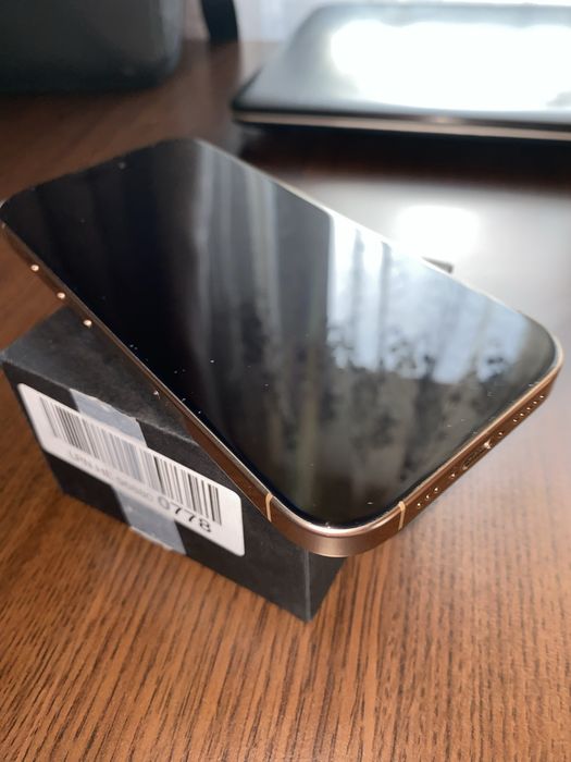 Destinat pentru recarosare Iphone 16 pro !