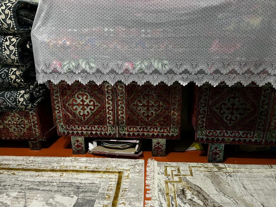 Сандық сатылады!! Жетісайда тұр!!