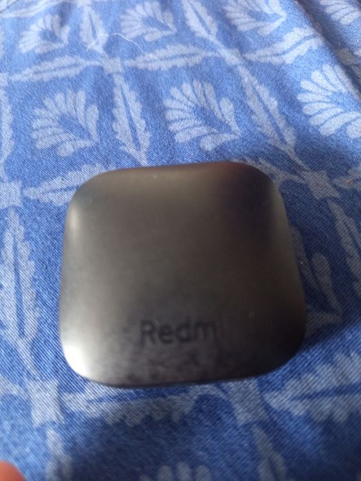 Vînd urgent căști wireless redmi