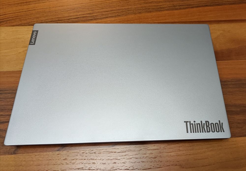 лаптоп Lenovo ThinkBook 15IIL