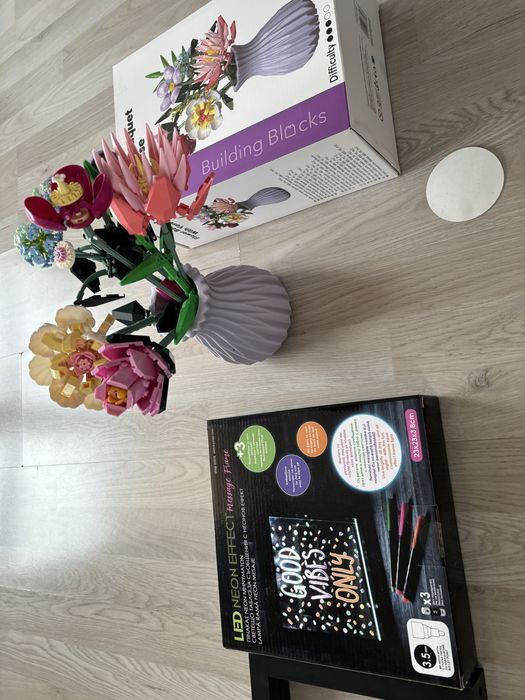 Пъзел+ подарък(всичко в лот)10€