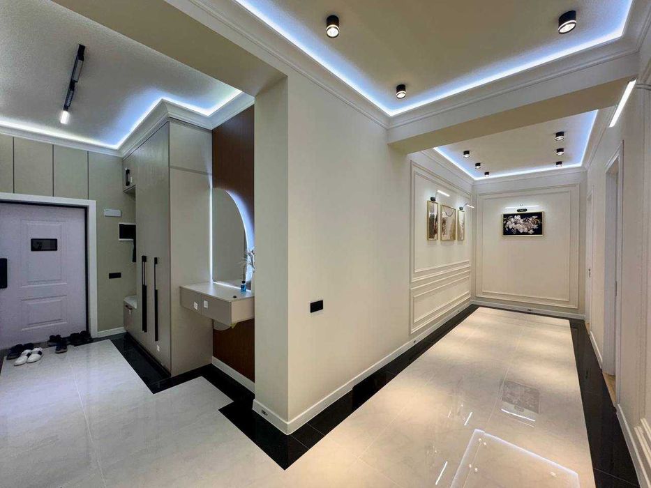 3х комнатная квартира  на 5м этаже, Лифт, мебелью,Гагарина