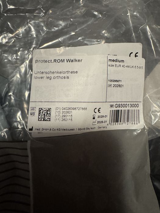 MEDI Ботуш с шарнир за глезенна става – Protect ROM Walker  40-44 номер и патерици!