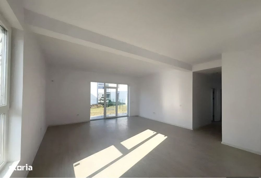 Casa Tip Duplex in Tunari – Modern si Confortabil