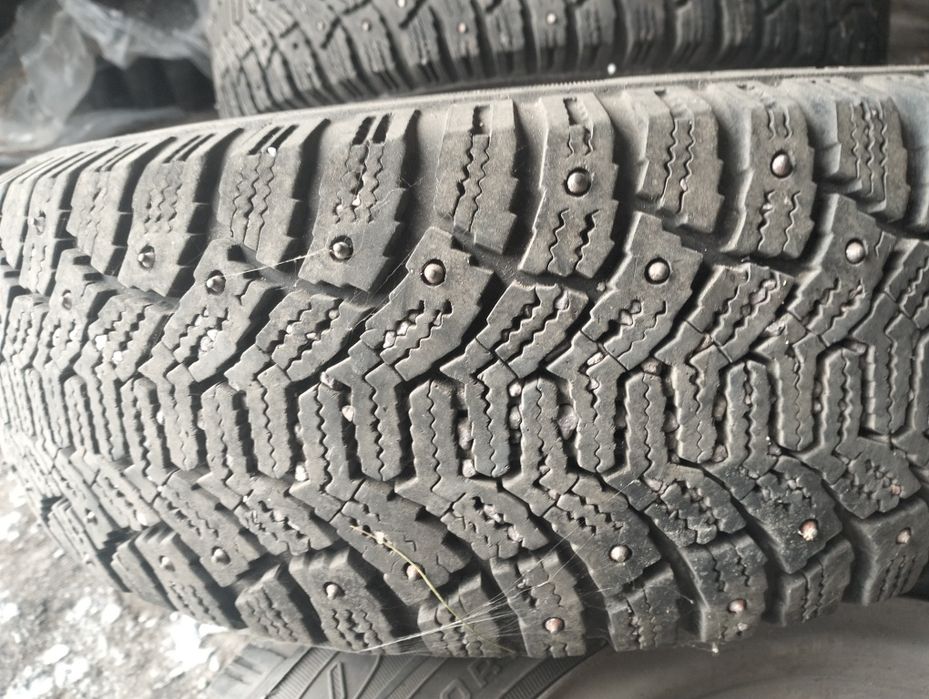 Продам шины R-13 в хорошем состоянии