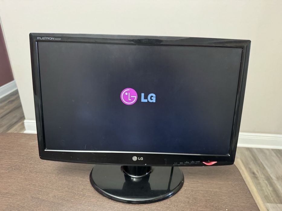 Продам компьютер с монитором