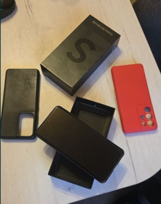 Samsung galaxy s21ultra 12GB-RAM -128GB вградена памет !!!