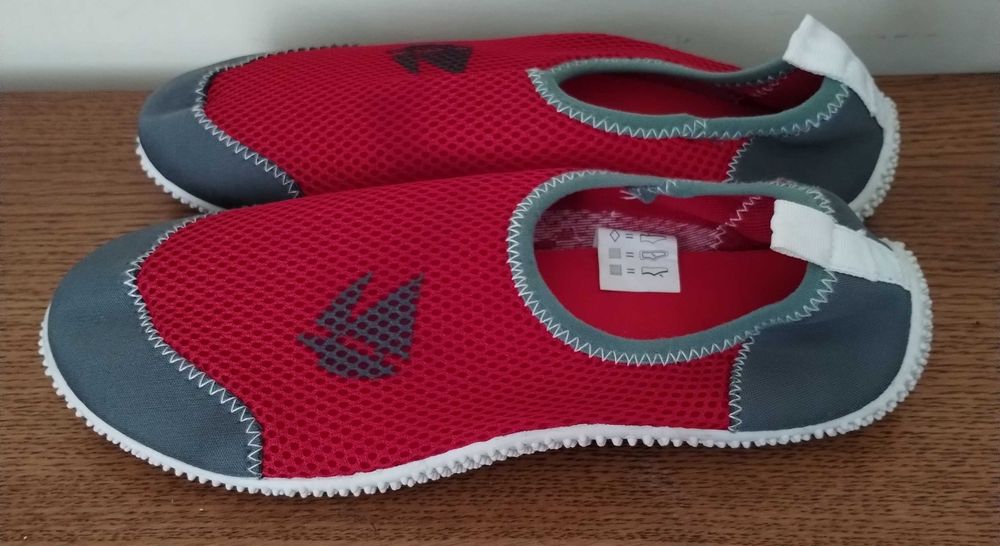 Aquashoes, incaltaminte acvatica, pantofi pentru apa, masura 39, noi