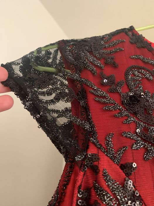 Вечерние платья