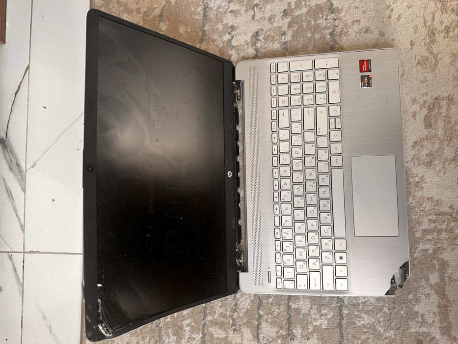 HP Laptop Model 15s-eq2028ci