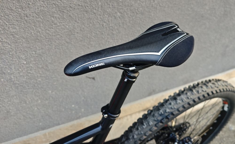 Алуминиев Велосипед 27.5 YT Full Rock Shox Zeb  Sram Eagle 1x12 Magura MT5