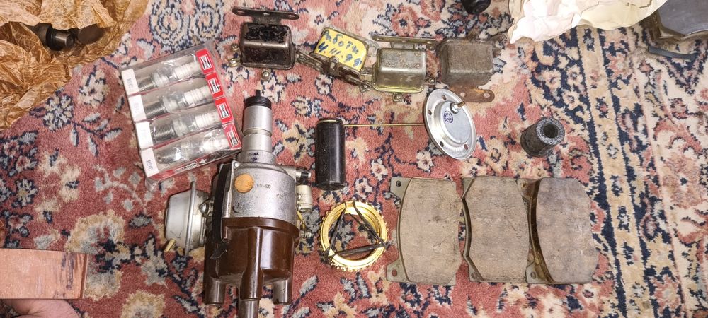 Части за Москич 412