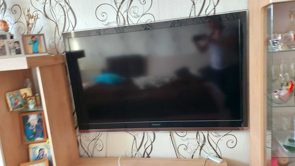 Телевизор на запчасти, возможен ремонт