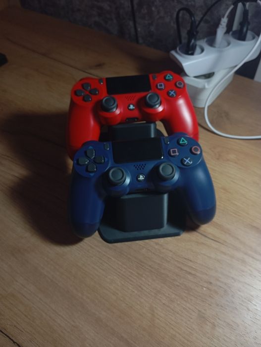 Playstation 4 идеальная