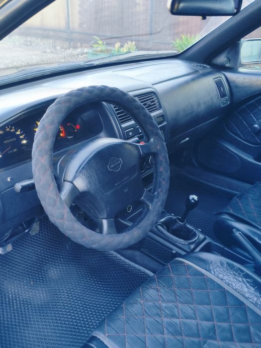 Nissan Almera 1996