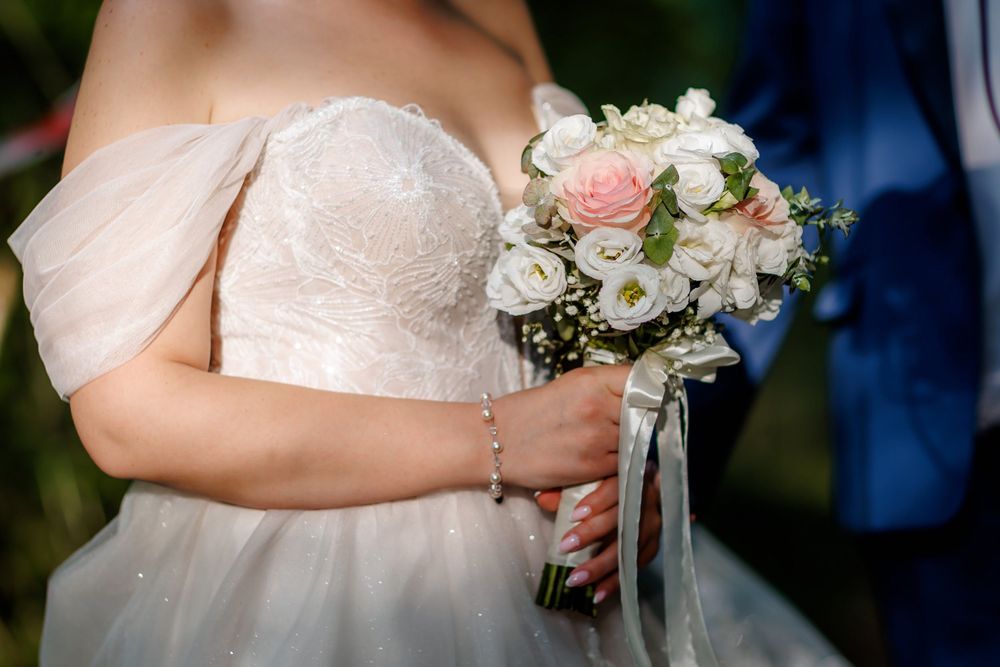 Сватбена рокля Ivory цвят Viktoria wedding