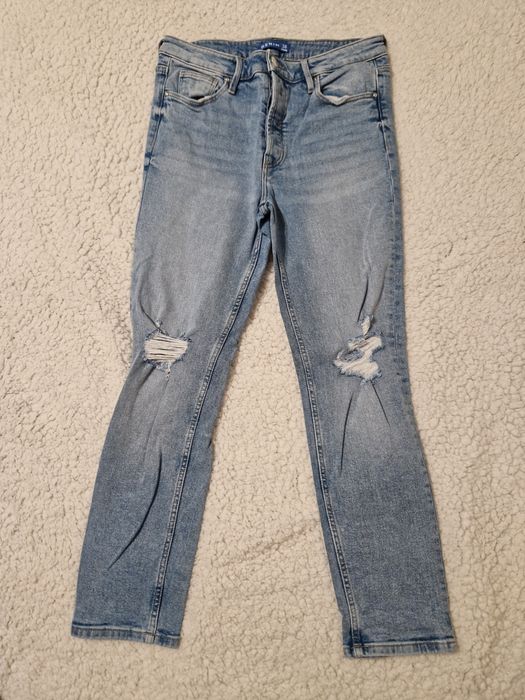 Blugi Sinsay marime 38