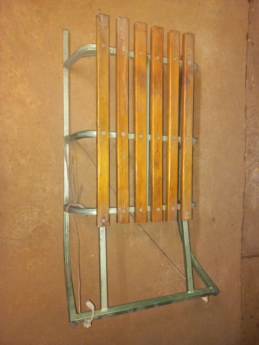 Продаётся сани детские.