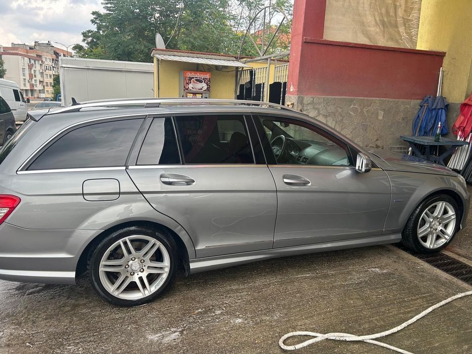 Mercedes C220 AMG