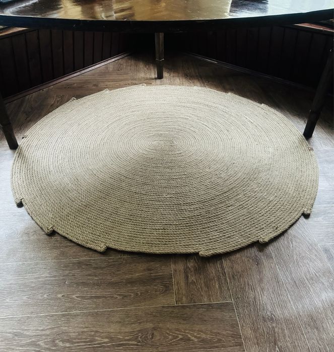 Ръчно изработен килим, юта!